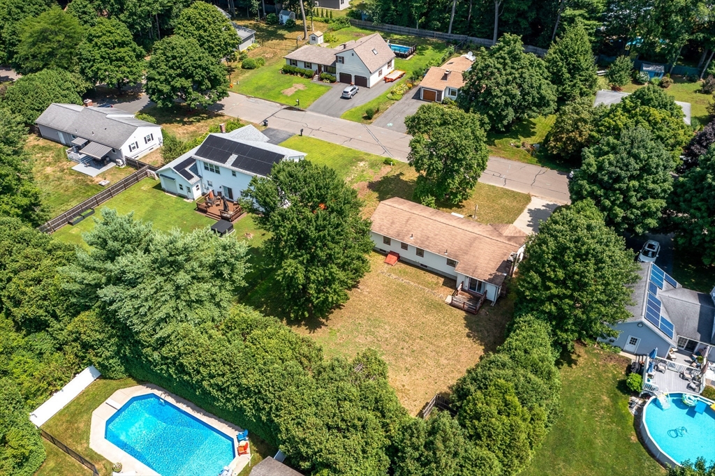 10 Concord Drive Easthampton, MA 01027 - Photo 6 of 26