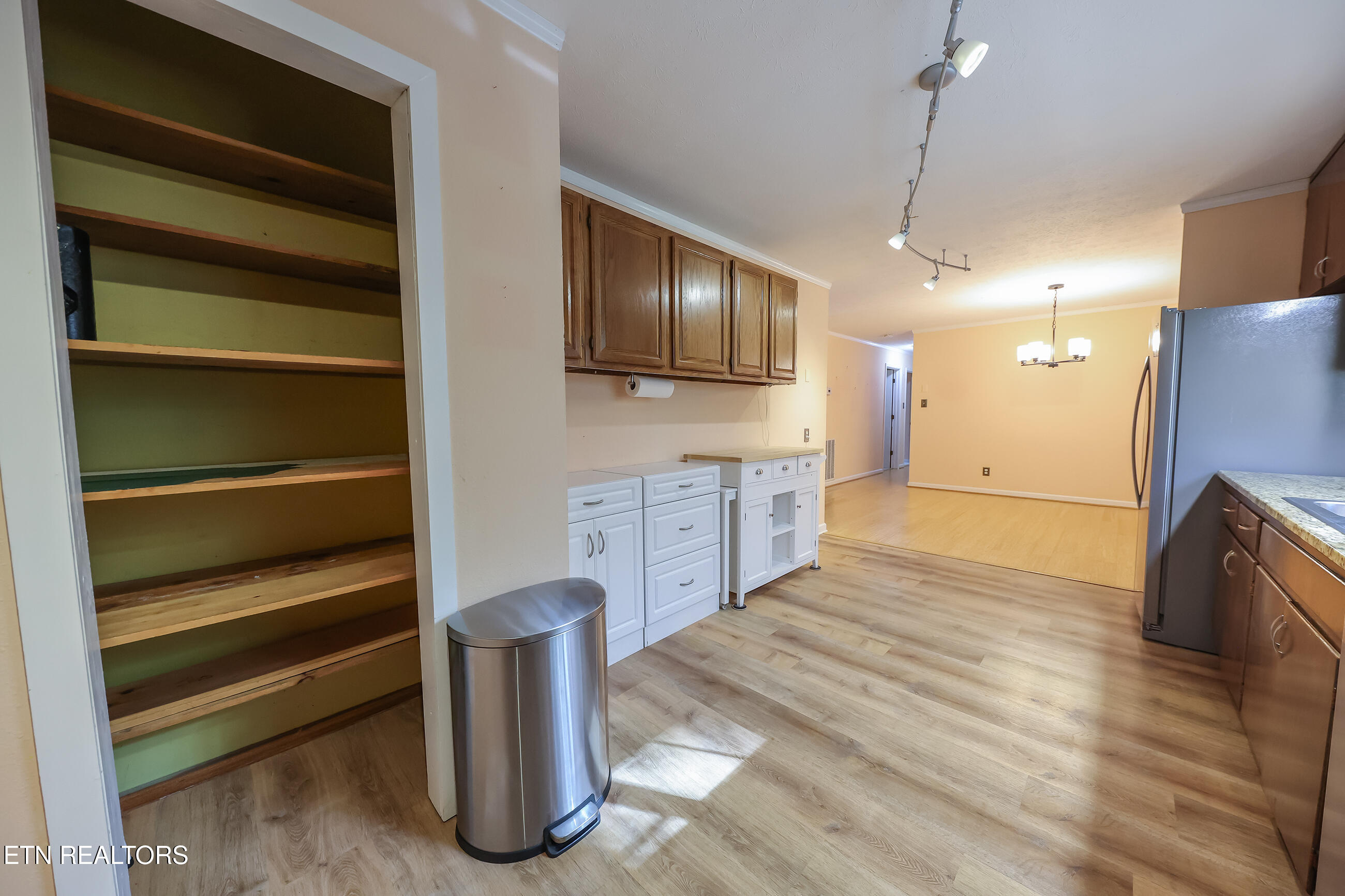 102 Norway Lane Oak Ridge, TN 37830 - Photo 14 of 40 11n179A4490 copy