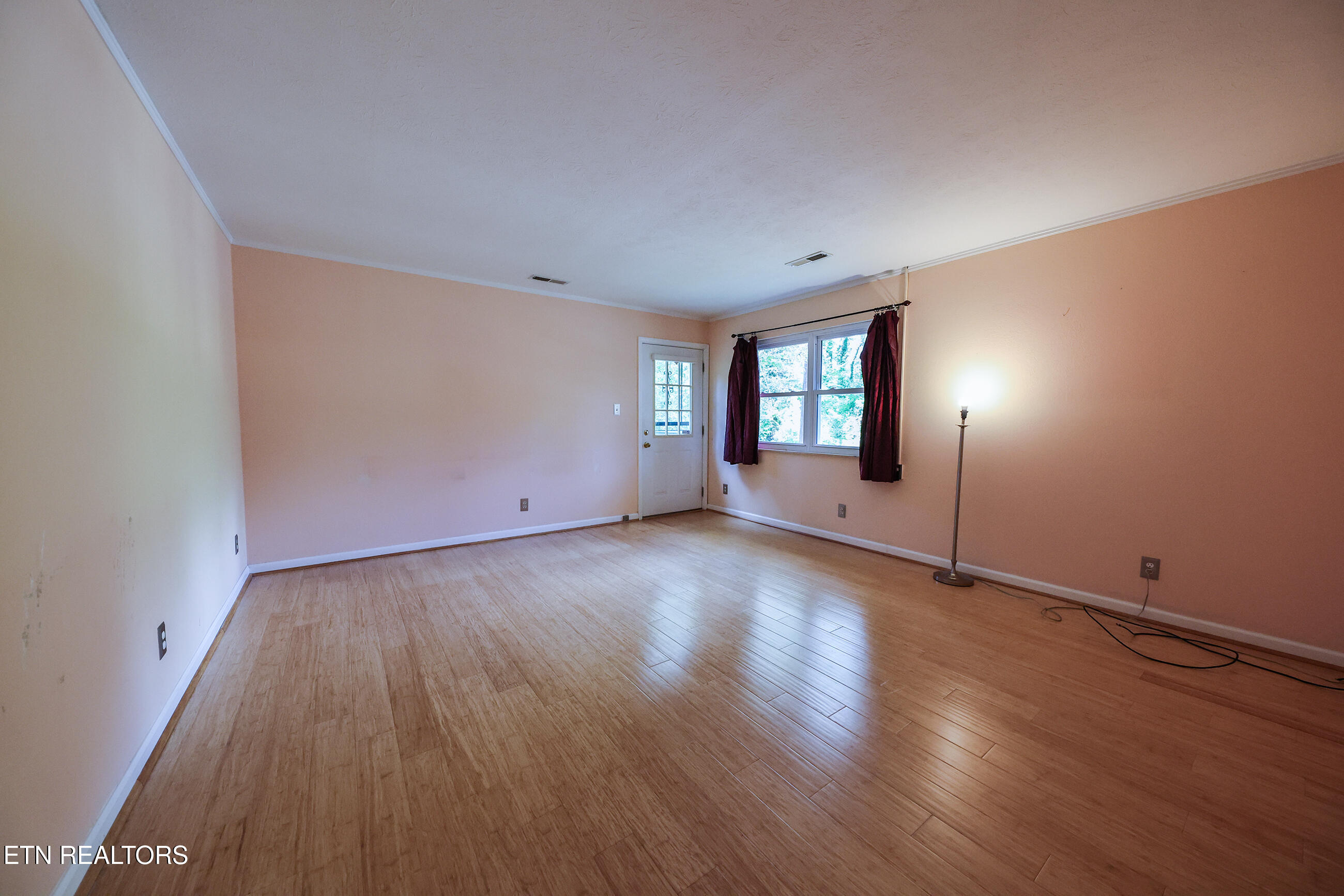 102 Norway Lane Oak Ridge, TN 37830 - Photo 15 of 40 12n179A4493 copy