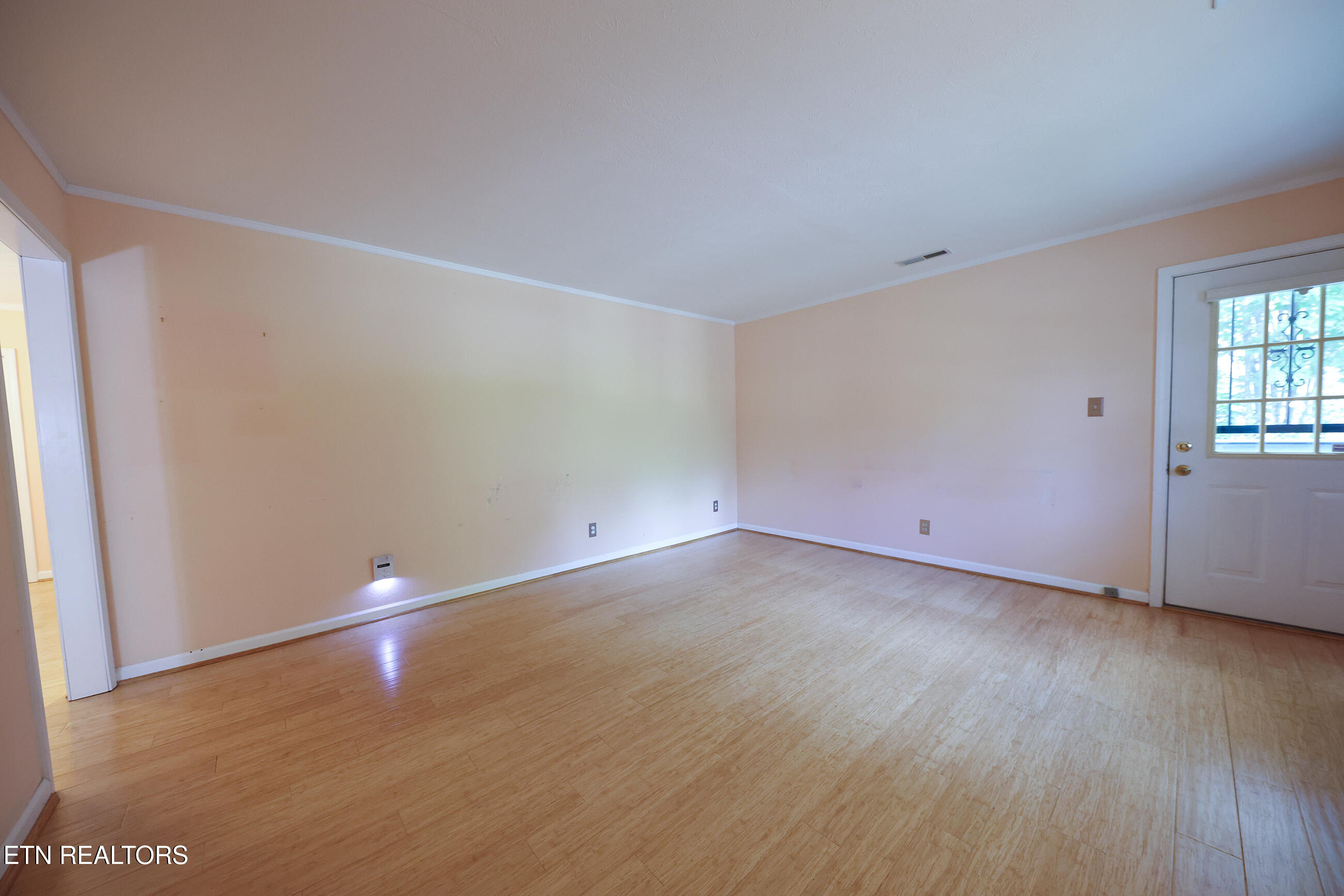 102 Norway Lane Oak Ridge, TN 37830 - Photo 17 of 40 14n179A4495 copy