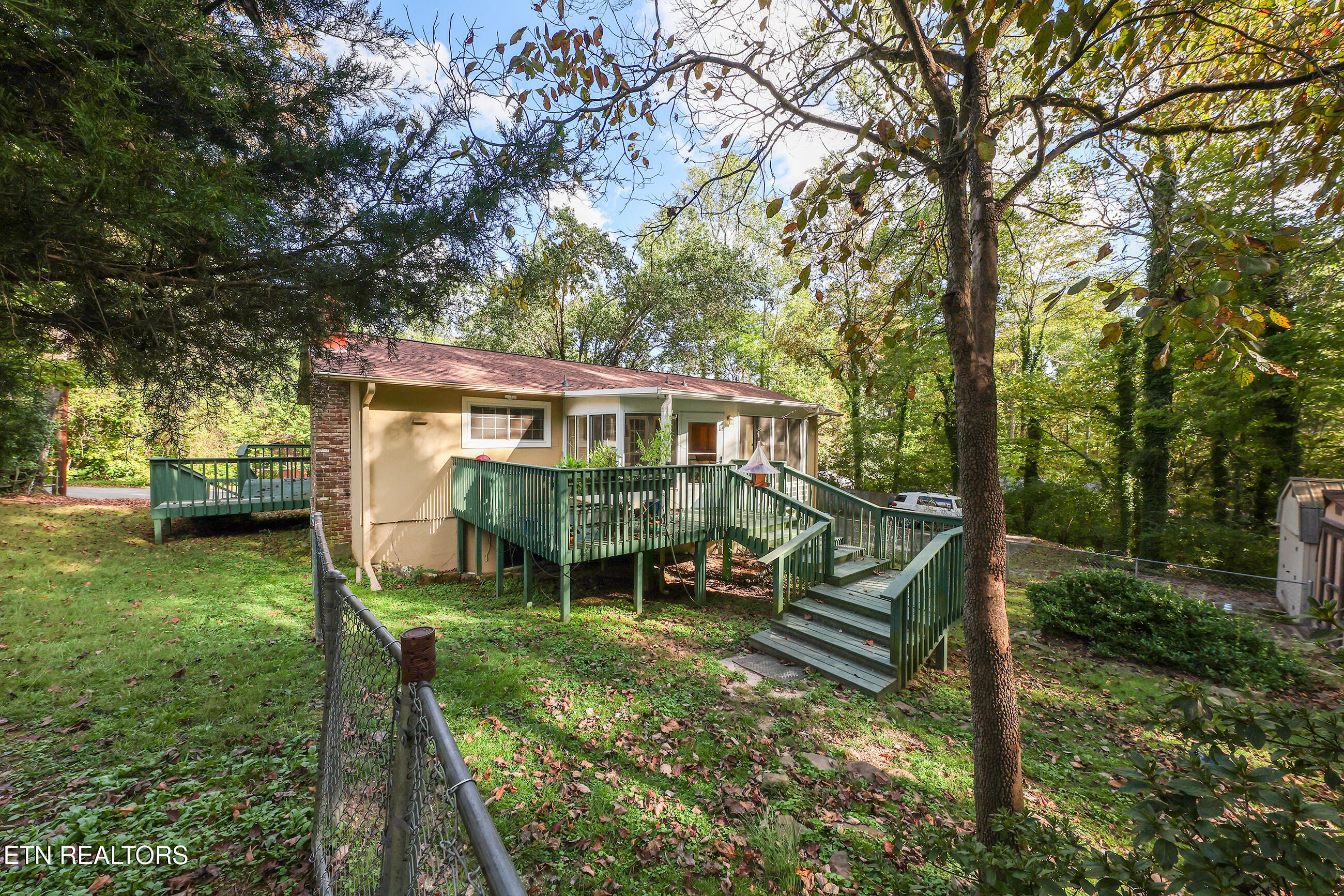 102 Norway Lane Oak Ridge, TN 37830 - Photo 30 of 40 35N179A4524 copy