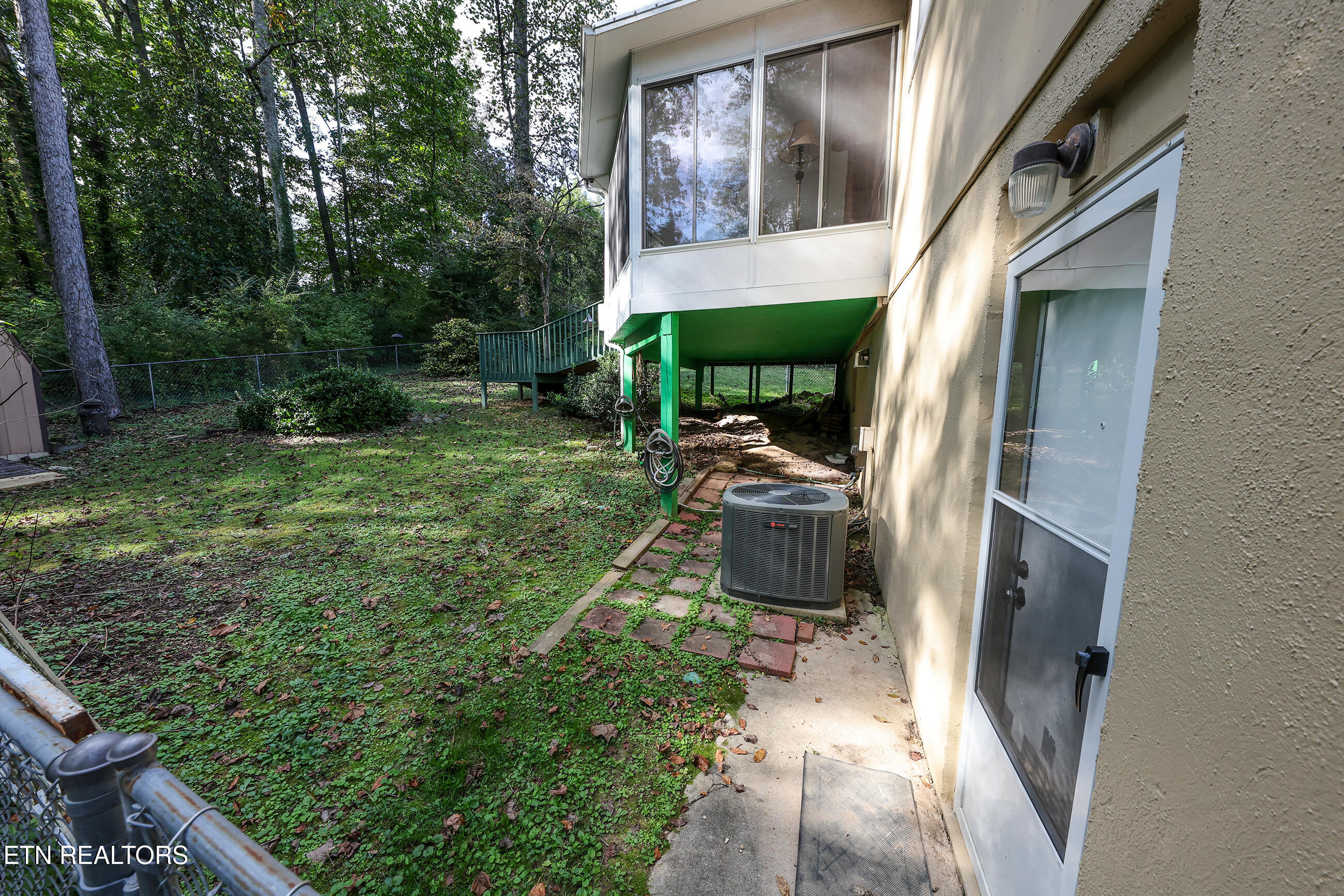 102 Norway Lane Oak Ridge, TN 37830 - Photo 39 of 40 44N179A4533 copy