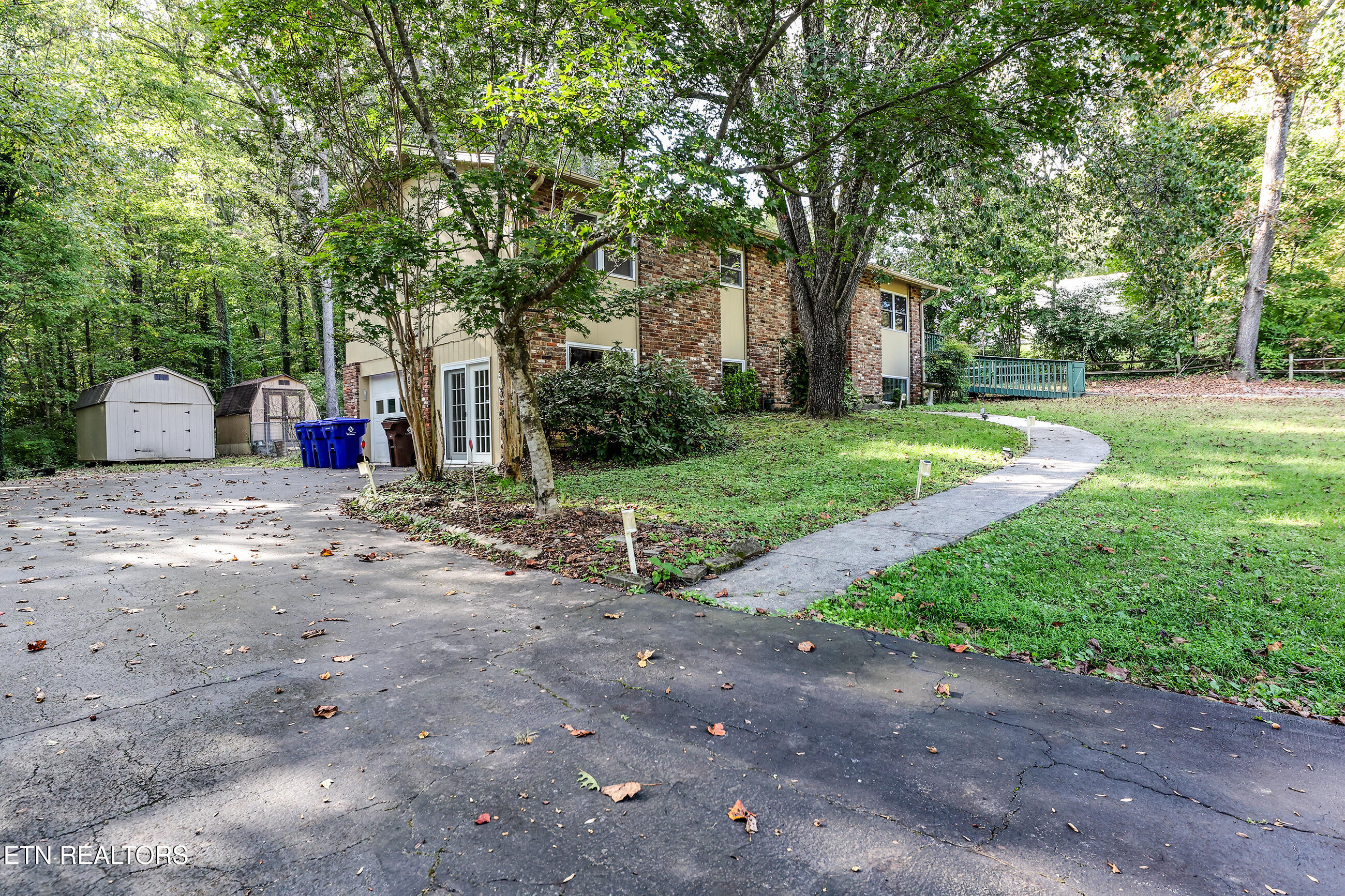 102 Norway Lane Oak Ridge, TN 37830 - Photo 40 of 40 46N179A4535 copy