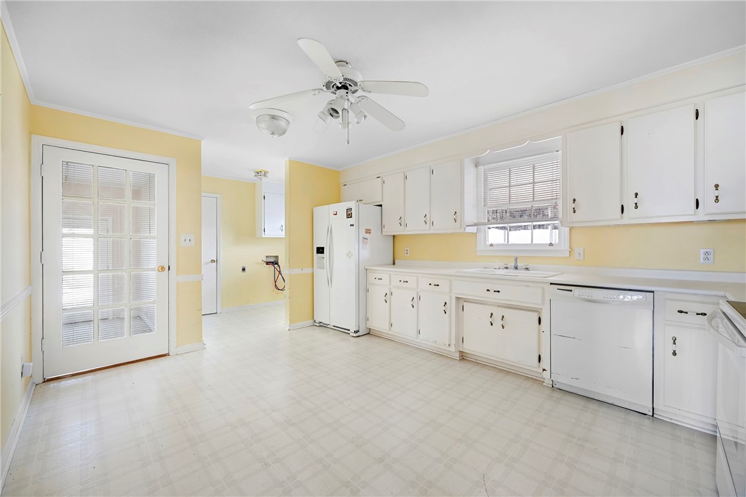 216 Wilson Road Greer, SC 29650 - Photo 10 of 36