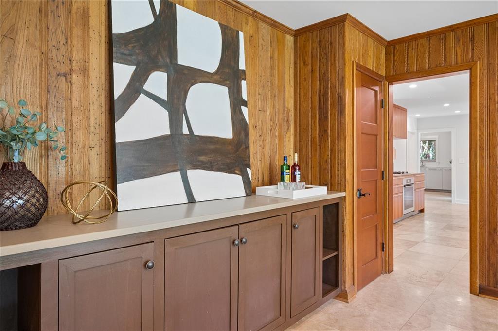 1887 Lenox Road Northeast Atlanta, GA 30306 - Photo 14 of 38 Gallery Image 14