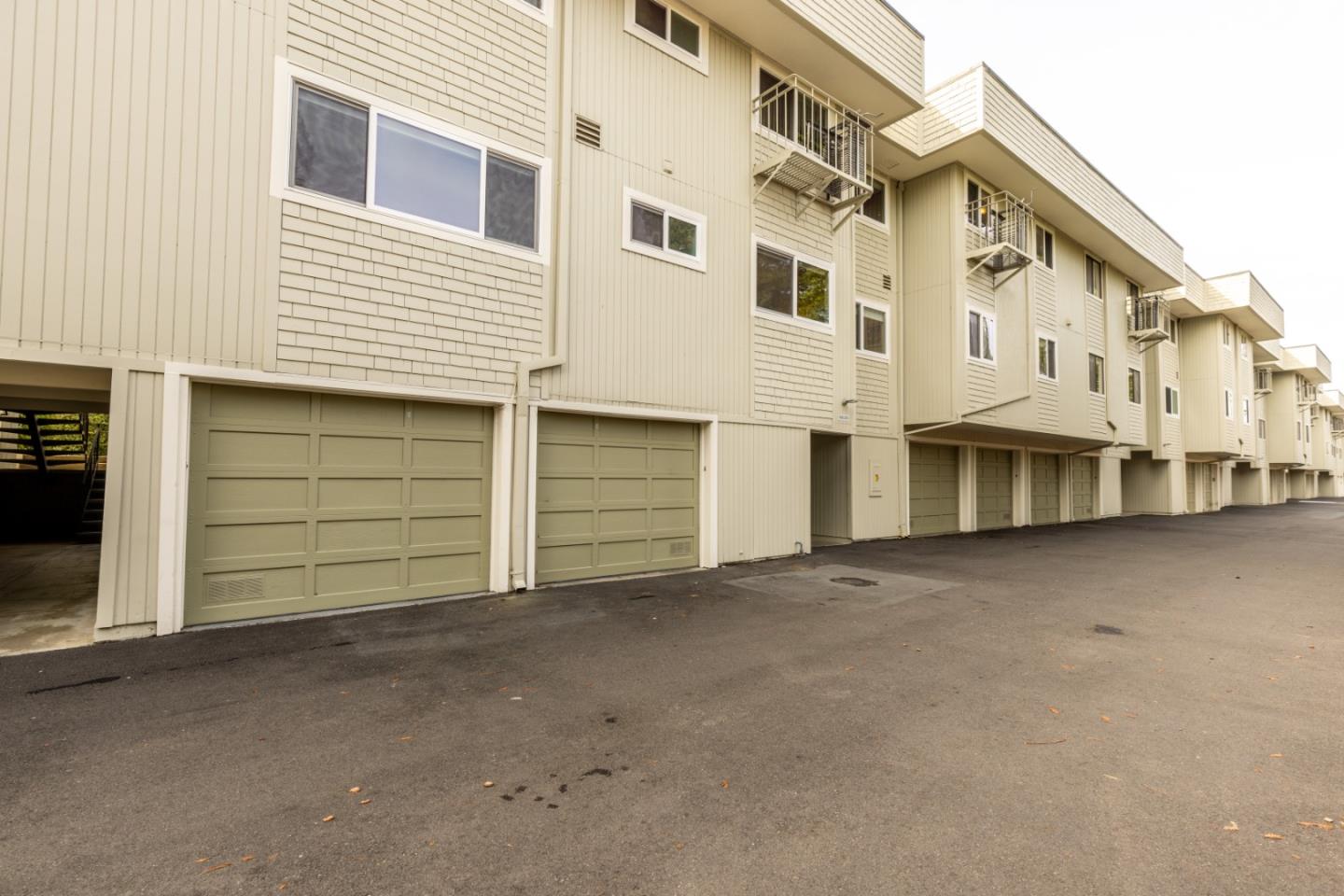 2379 Sharon Road Menlo Park, CA 94025 - Photo 18 of 19 a view of a house with a garage