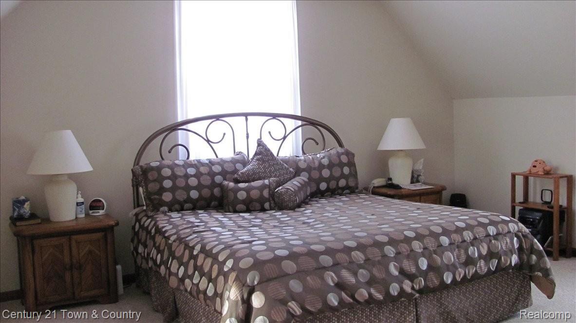 6907 Dryden Road Almont, MI 48003 - Photo 14 of 21 LARGE MASTER