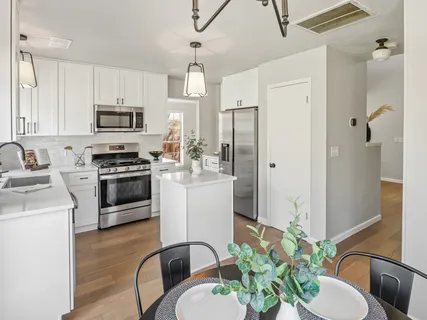$699,999 | 6420 Wareham Lane, Austin, TX 78739