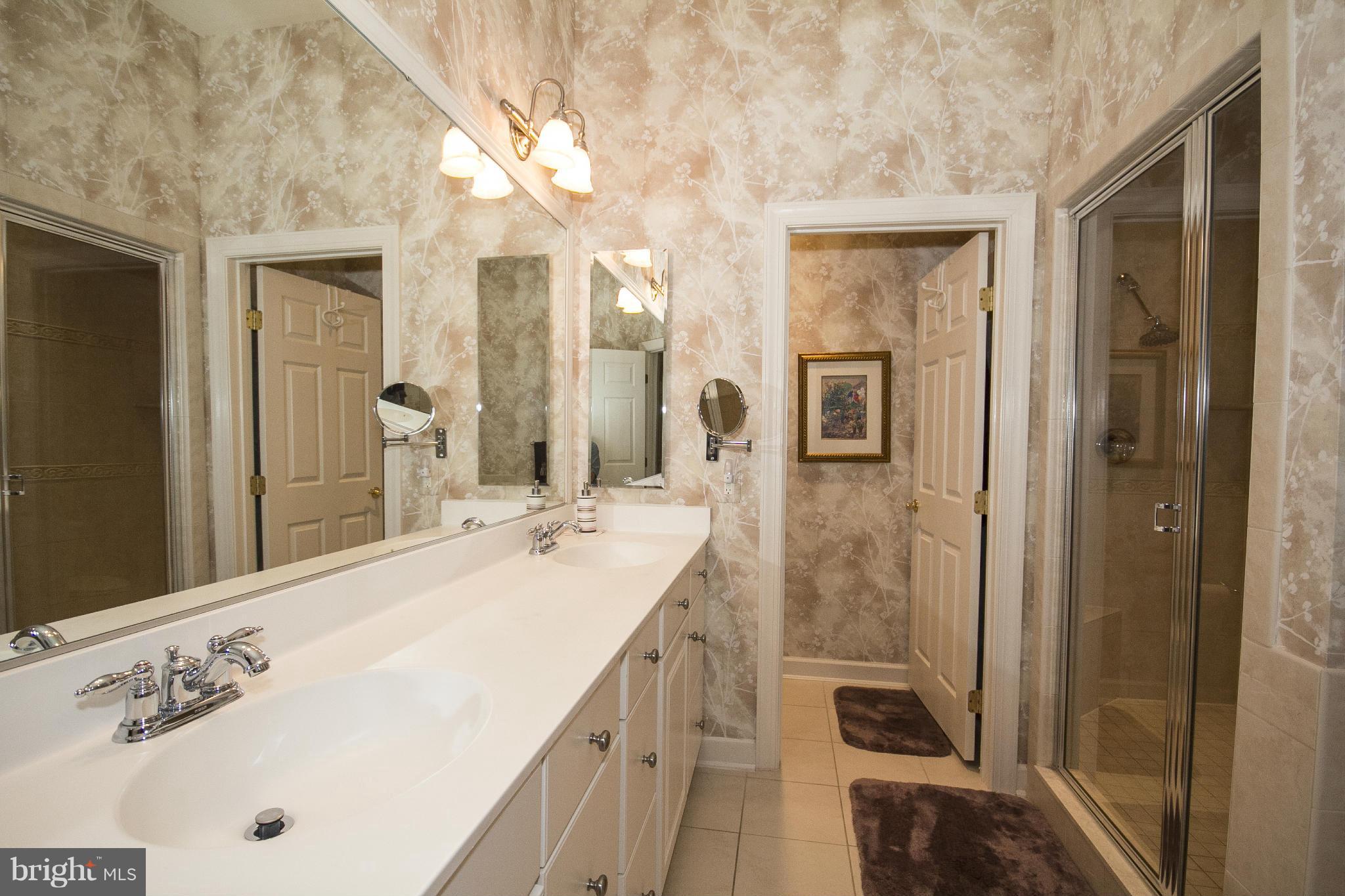 8347 Meadowsweet Road Baltimore, MD 21208 - Photo 16 of 28 Bath (Master)