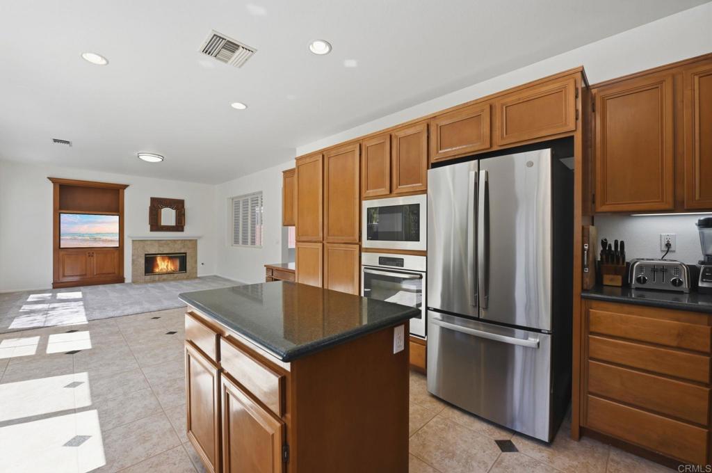 2347 Merwin Drive Carlsbad, CA 92008 - Photo 18 of 62