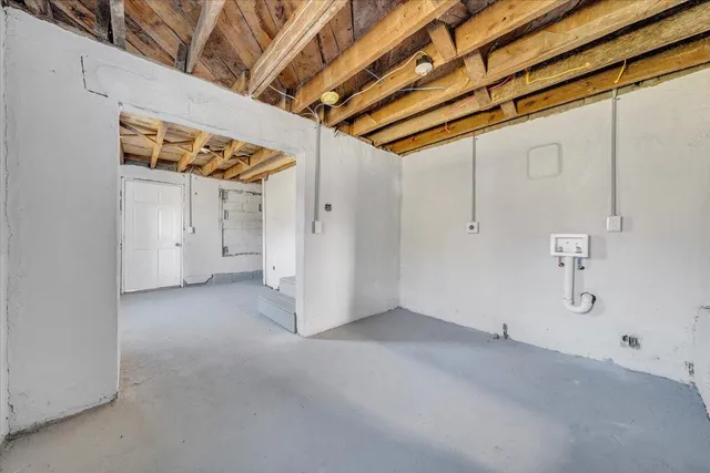 a view of a room with an entryway