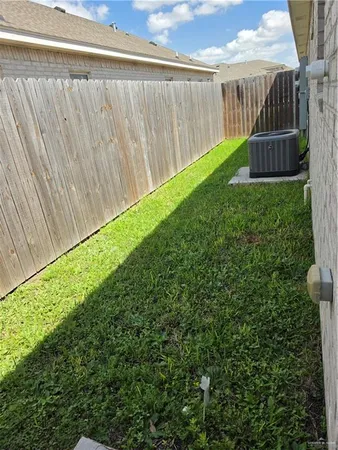 $1,080 | 5804 Nightingale Avenue, Unit 4, Mission, TX 78573