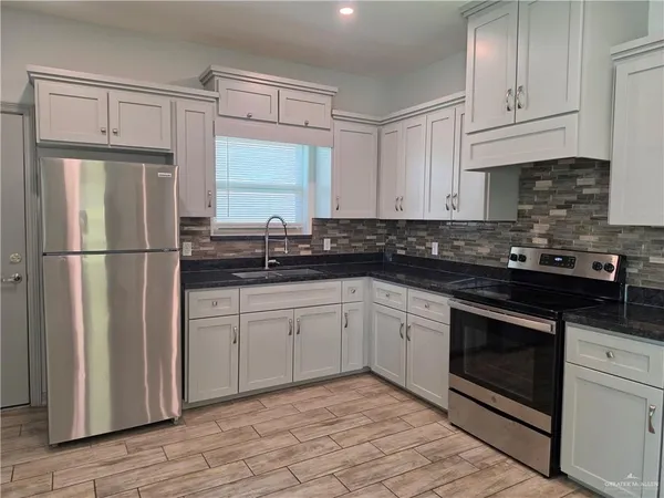 $1,080 | 5804 Nightingale Avenue, Unit 4, Mission, TX 78573