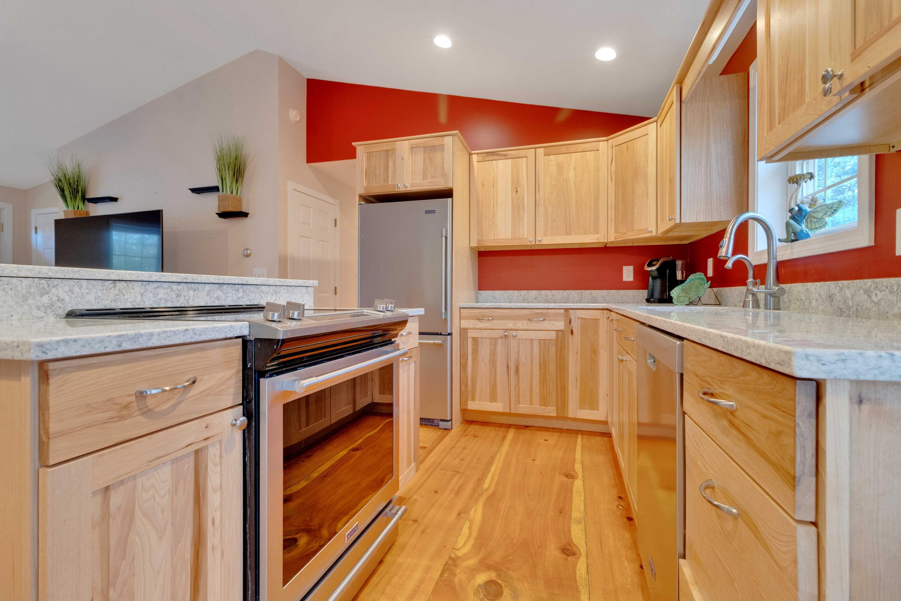 478 Townhouse Road East Waterboro, ME 04030 - Photo 5 of 61 1B6A0937