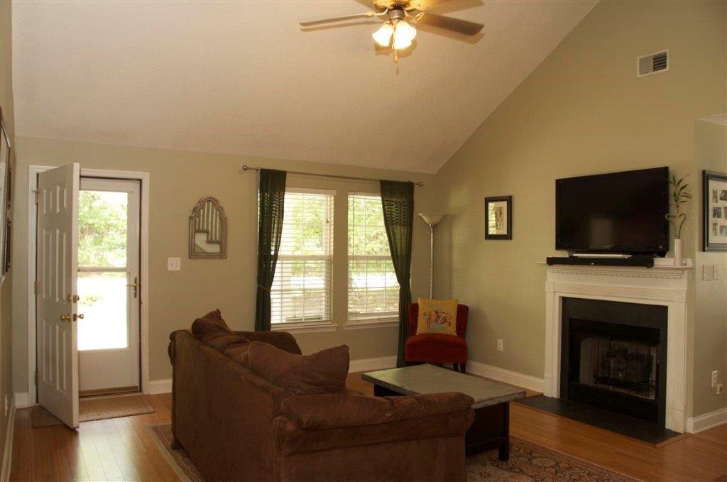 1702 Barracuda Road Johns Island, SC 29455 - Photo 3 of 23 9