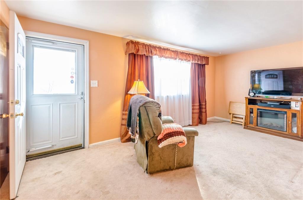 123 Linden Road Canonsburg, PA 15317 - Photo 21 of 25 Gallery Image 21