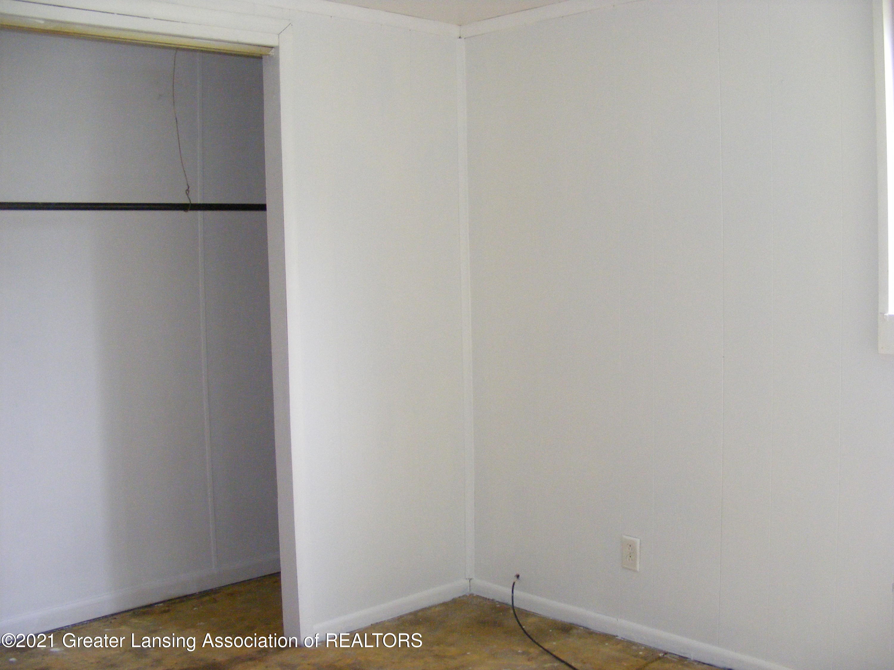 2891 Narrow Lake Road Charlotte, MI 48813 - Photo 25 of 25 DSCF1060