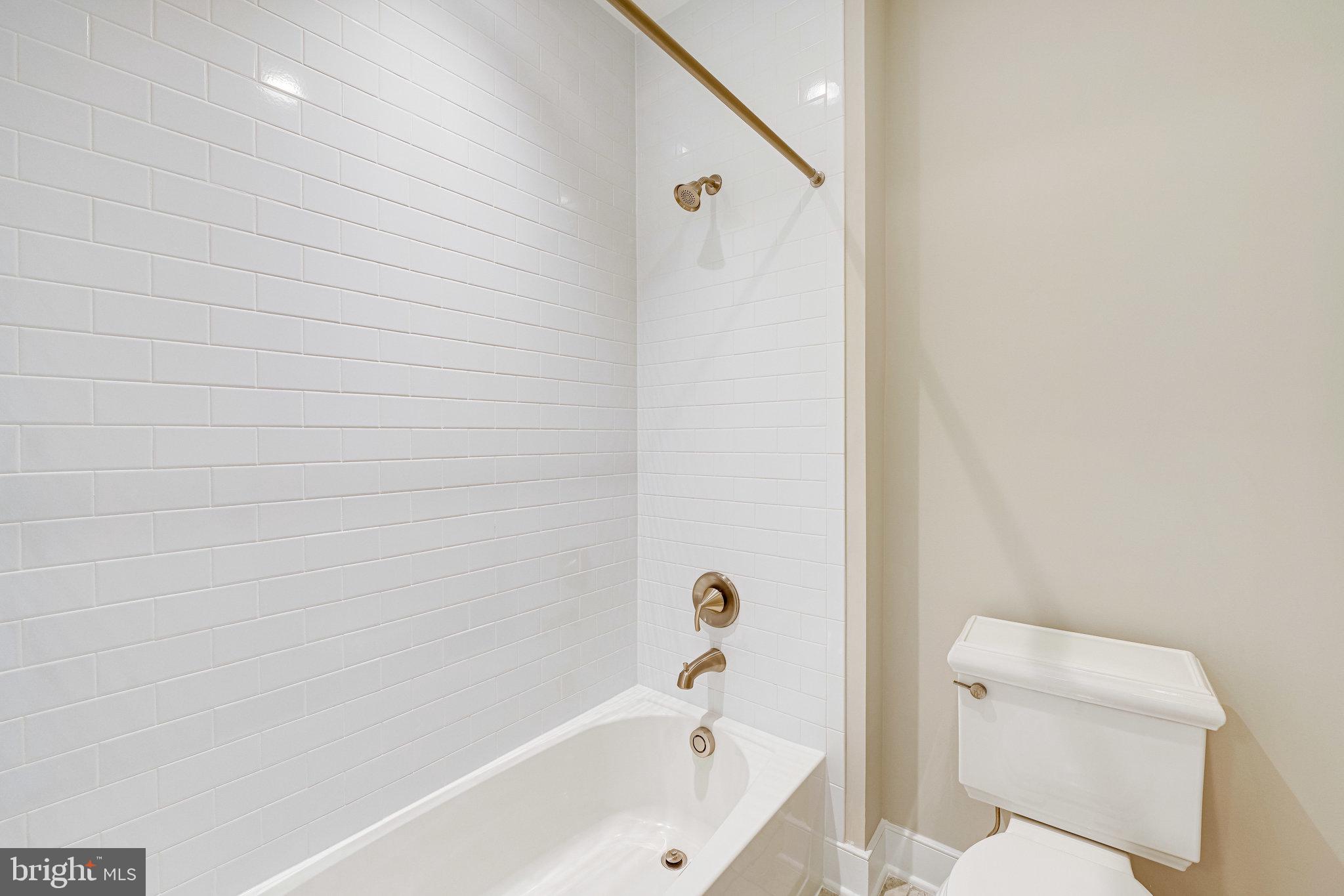 1974 Kirby Road McLean, VA 22101 - Photo 41 of 71 Gallery Image 41