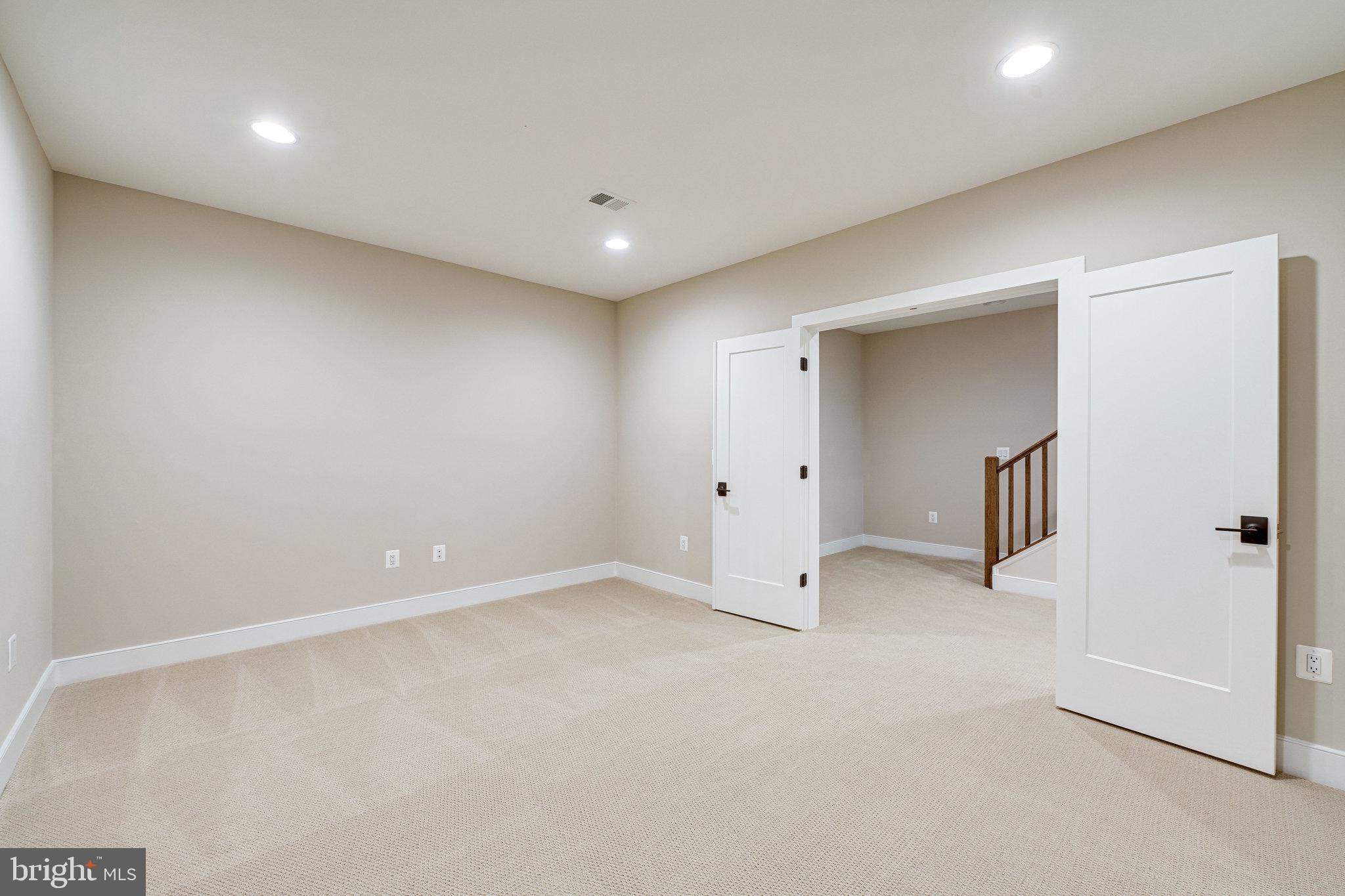 1974 Kirby Road McLean, VA 22101 - Photo 60 of 71 Gallery Image 60