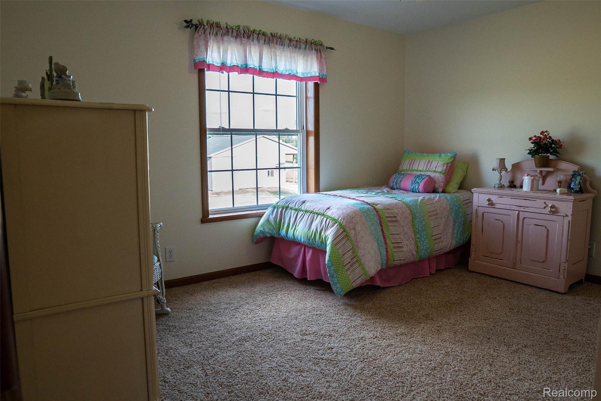 1155 Morris Road Lapeer, MI 48446 - Photo 31 of 47 Bedroom B
