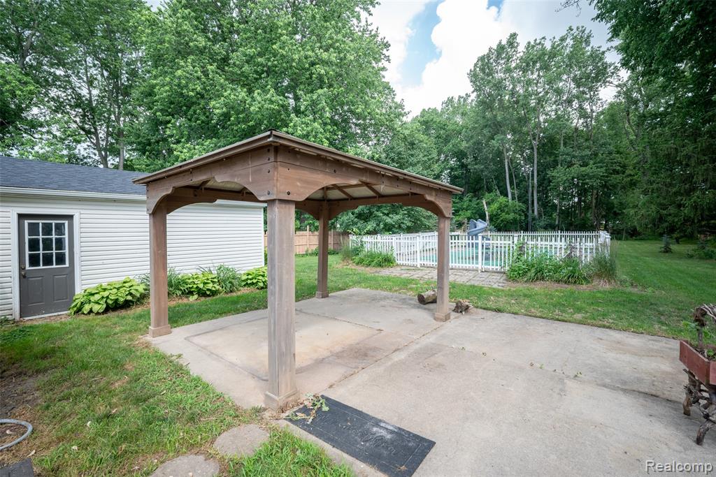 354 West Erie Road Temperance, MI 48182 - Photo 26 of 30 Gallery Image 26