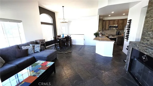 $3,390 | 7706 East Viewrim Drive, Anaheim Hills, CA 92808