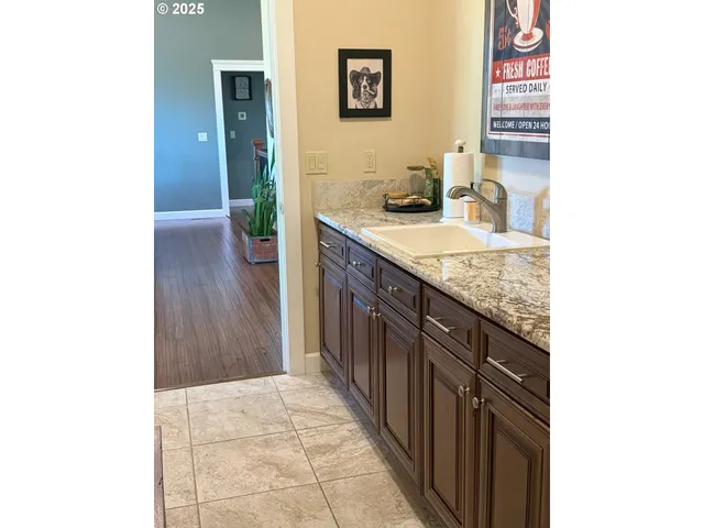 $769,000 | 6452 Dogwood Street, Springfield, OR 97478