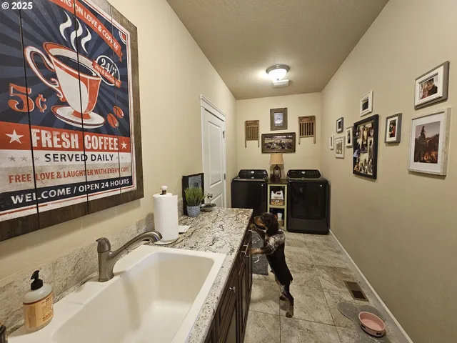 $769,000 | 6452 Dogwood Street, Springfield, OR 97478