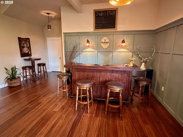 $769,000 | 6452 Dogwood Street, Springfield, OR 97478