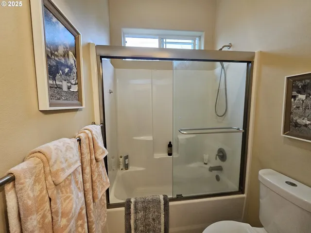 $769,000 | 6452 Dogwood Street, Springfield, OR 97478