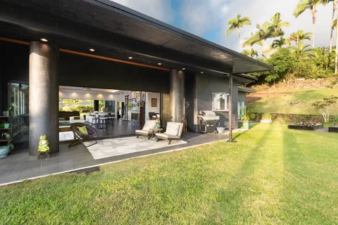 $2,375,000 | 77-422 Pelenike Drive, Kailua-Kona, HI 96740