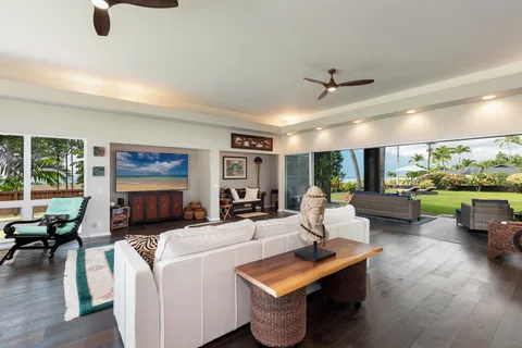 $2,375,000 | 77-422 Pelenike Drive, Kailua-Kona, HI 96740