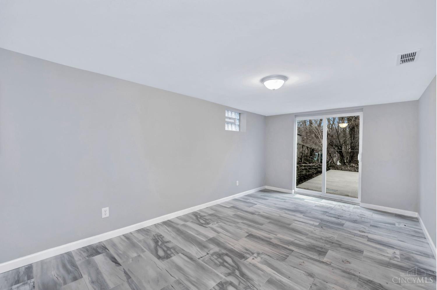 4284 Foley Road Cincinnati, OH 45205 - Photo 25 of 34