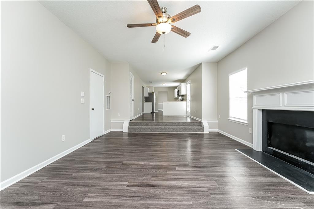2575 Captains Row Decatur, GA 30035 - Photo 4 of 15 Gallery Image 4