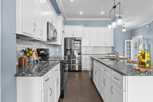 $939,900 | 7566 Don Bruce Court, Christiana, TN 37037