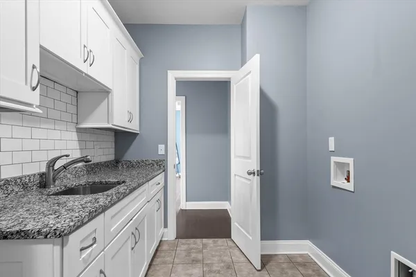 $939,900 | 7566 Don Bruce Court, Christiana, TN 37037
