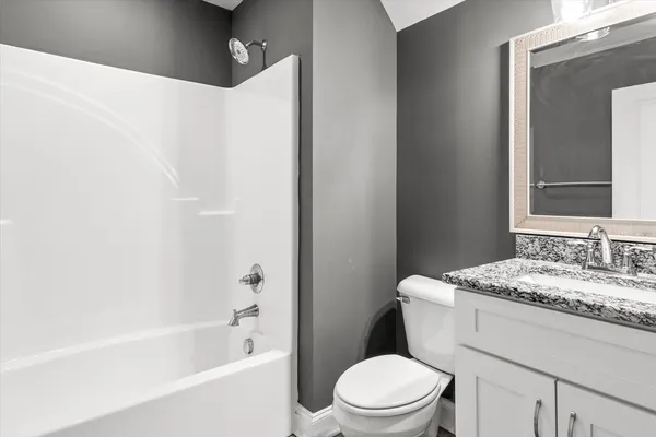 $939,900 | 7566 Don Bruce Court, Christiana, TN 37037