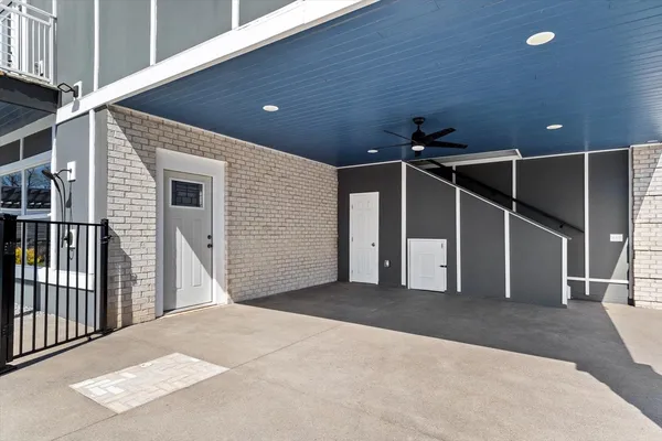$939,900 | 7566 Don Bruce Court, Christiana, TN 37037