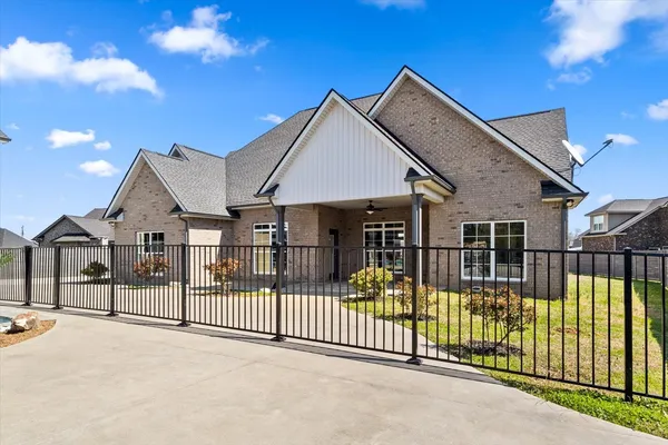 $939,900 | 7566 Don Bruce Court, Christiana, TN 37037