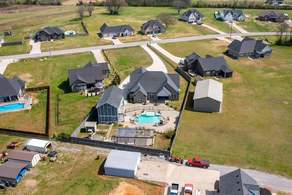 $939,900 | 7566 Don Bruce Court, Christiana, TN 37037