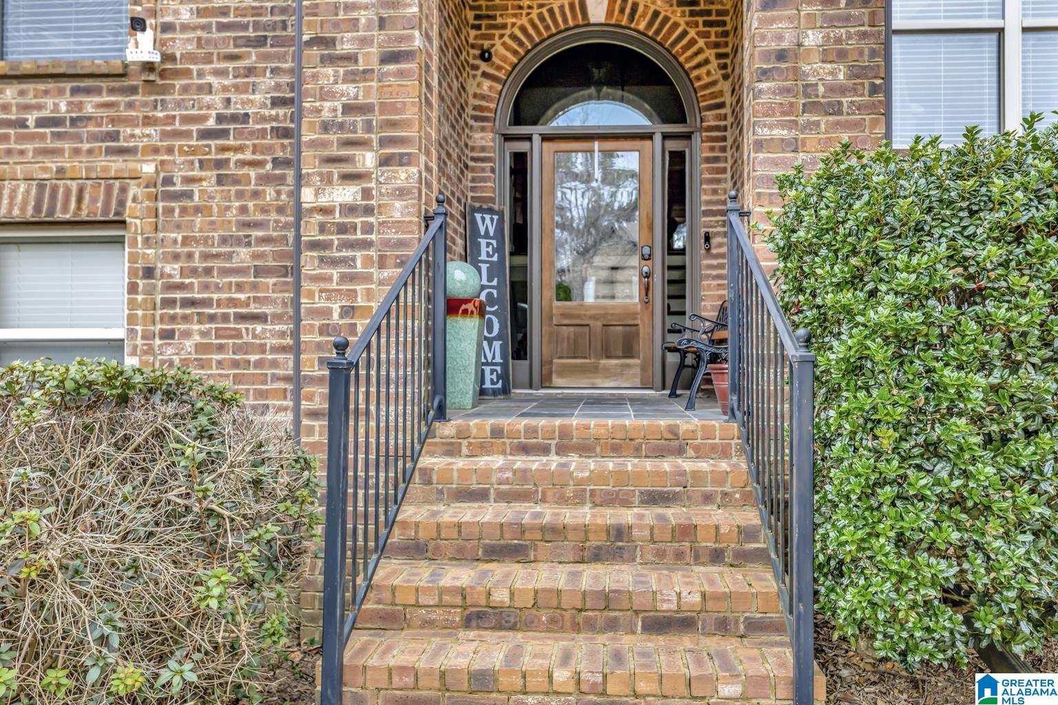 125 Lakeland Ridge Pelham, AL 35043 - Photo 3 of 48