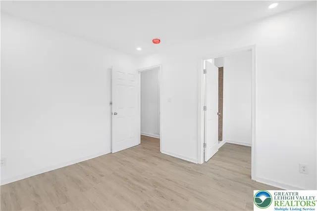 $249,999 | 963 Wyandotte Street, Bethlehem, PA 18015