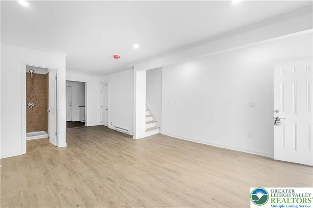 $249,999 | 963 Wyandotte Street, Bethlehem, PA 18015