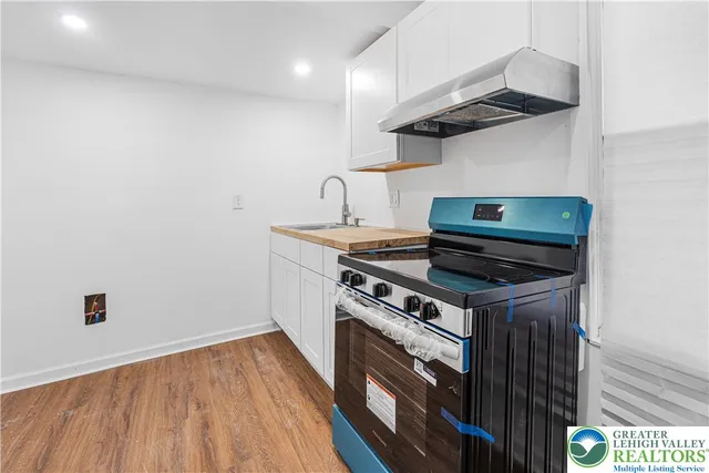 $249,999 | 963 Wyandotte Street, Bethlehem, PA 18015