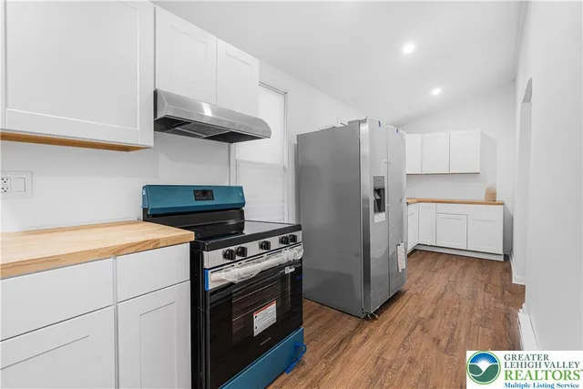 $249,999 | 963 Wyandotte Street, Bethlehem, PA 18015