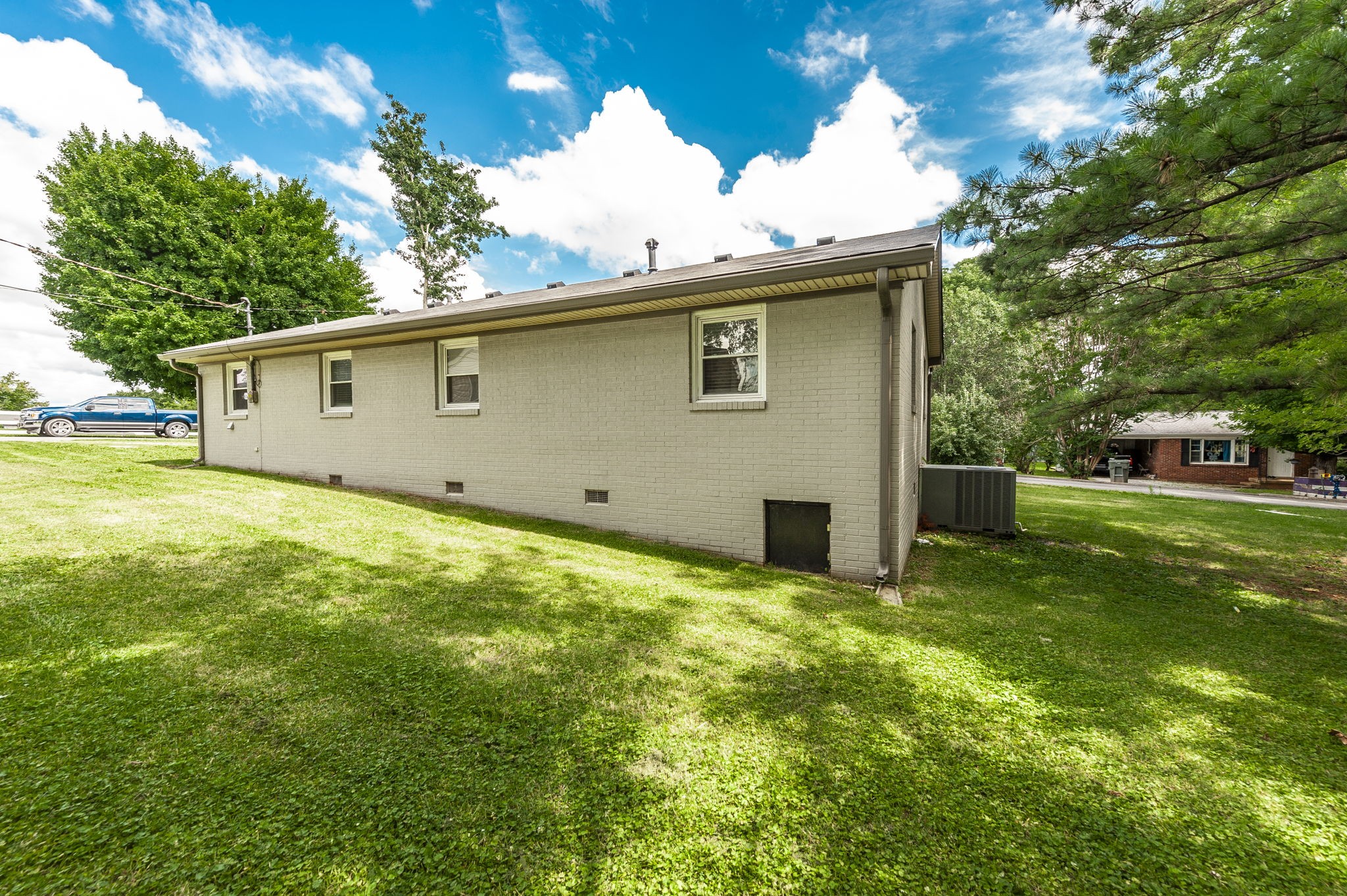 401 Weaver Lane Springfield, TN 37172 - Photo 8 of 38