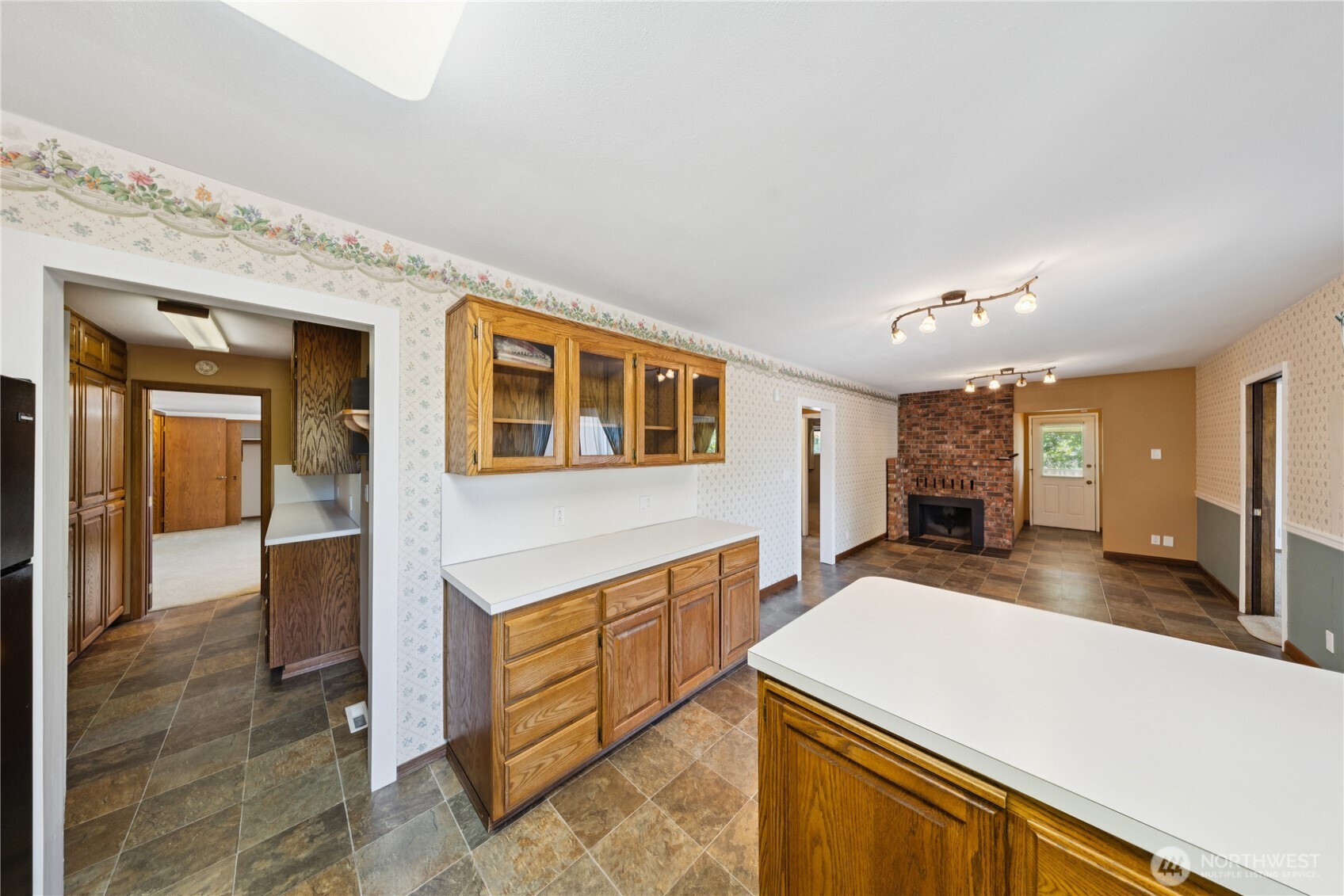 9575 Padilla Heights Road Anacortes, WA 98221 - Photo 11 of 39 Gallery Image 11