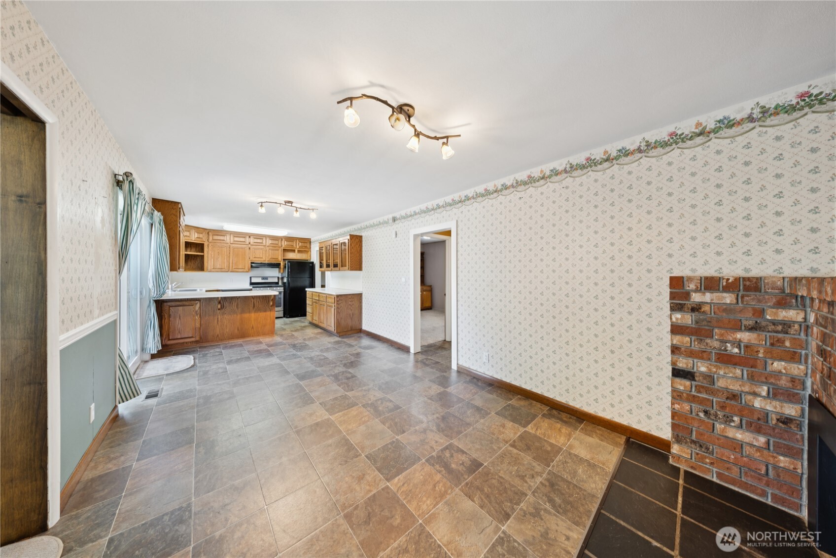 9575 Padilla Heights Road Anacortes, WA 98221 - Photo 6 of 39 Gallery Image 6