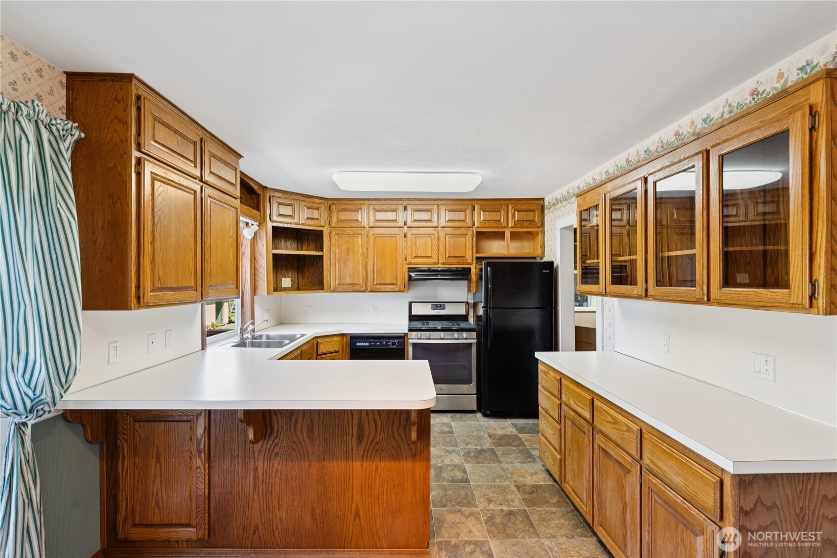 9575 Padilla Heights Road Anacortes, WA 98221 - Photo 10 of 39 Gallery Image 10