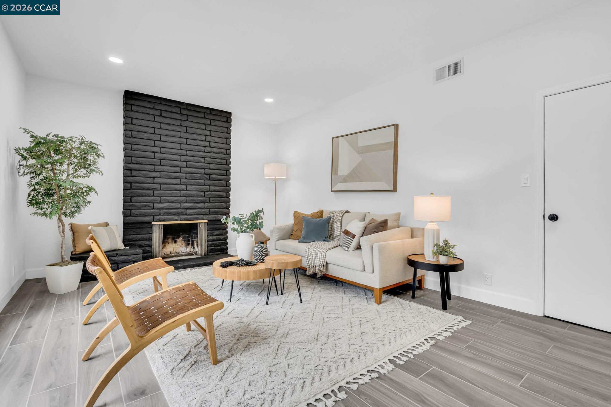 1548 Dianda Drive Concord, CA 94521 - Photo 27 of 59